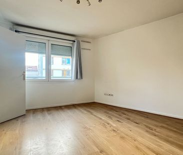 Appartement a louer Romainville - Loyer €731/mois charges comprises ** - Photo 5