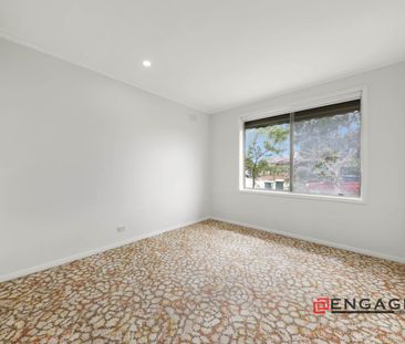 Family home near all the amenities! - Photo 2