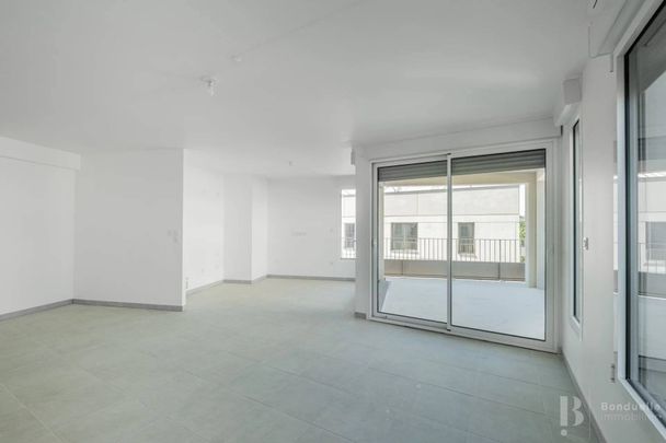 Rental Apartment Bordeaux Saint-Jean - Photo 1