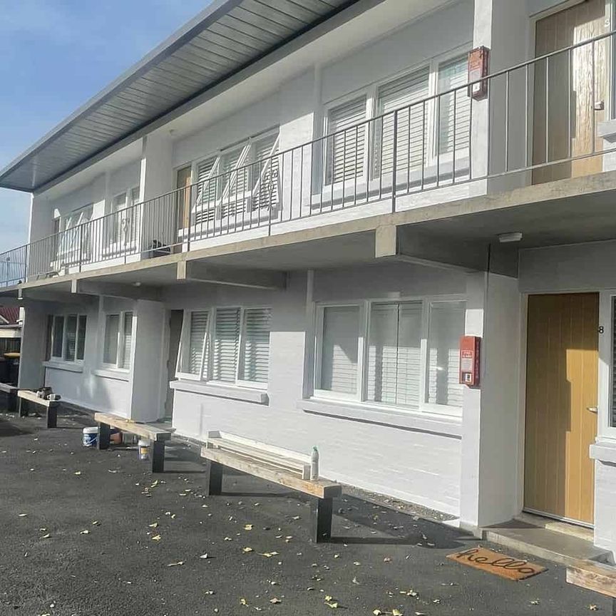 Charming 2BR Unit in Vibrant Rotorua - Photo 1