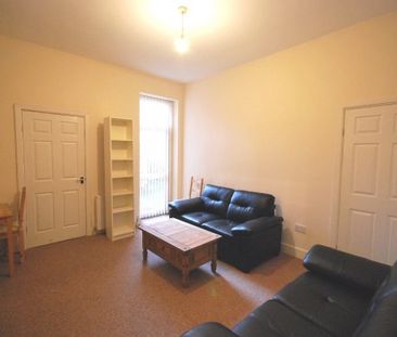 3 Bed - Grosvenor Road, Jesmond - Photo 5