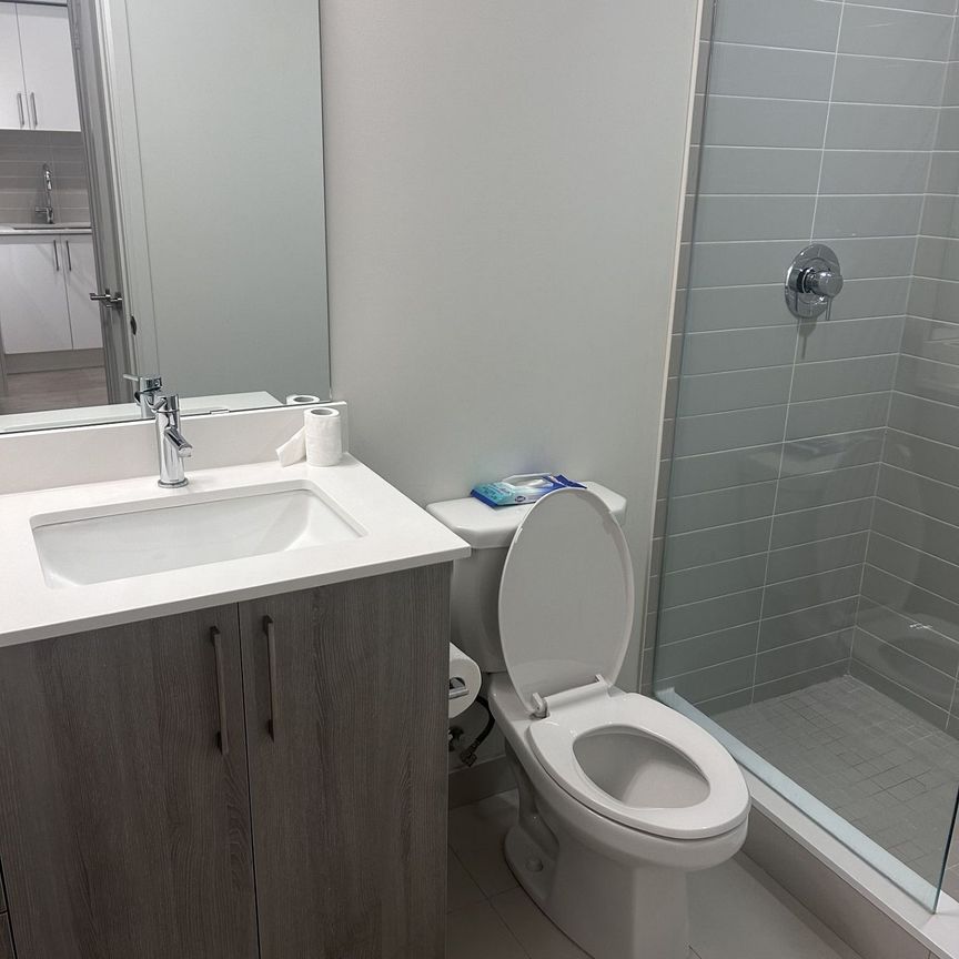 For Lease - 576 Front Street Unit# 705E, Toronto, Ontario - Photo 1