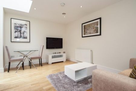 1 bedroom flat to rent - Photo 2