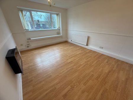 Bittern Close, Gosport - Photo 2