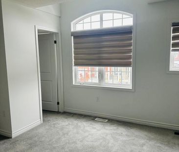 For Lease - 3109 Mulberry Lane, Pickering, Ontario - Photo 3