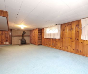 For Lease - 41 Commons Drive, Toronto, Ontario - Photo 4