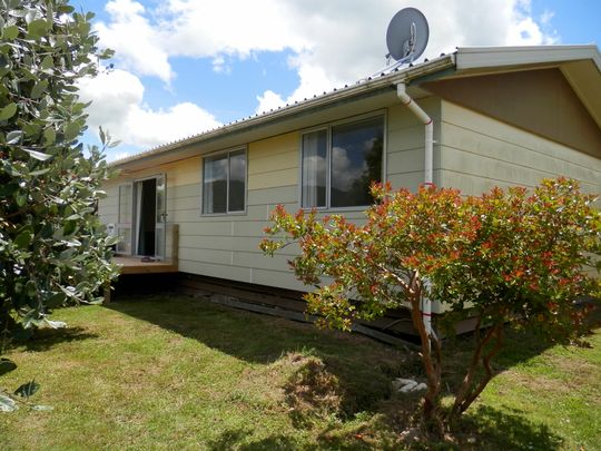 Tidy home on Fairmont - Photo 1