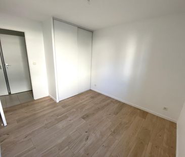 Location Appartement 2 pièces 55m² - Photo 2
