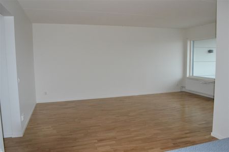 Monarkivägen 3 - Foto 2