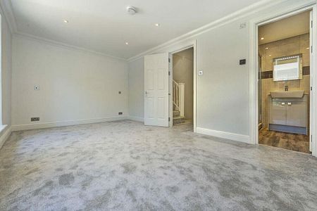 4 bedroom house in Belsize Park - Photo 2