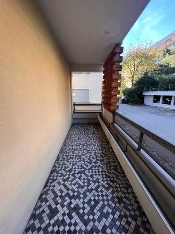 FOR RENT SPACIOUS 2.5-ROOM APARTMENT - Photo 5