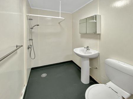 Riverside Gardens Apartment - Photo 5