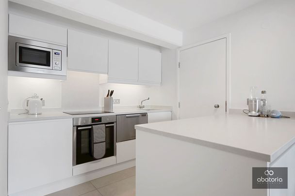 8 New Crane Place, Wapping, E1W - Photo 1