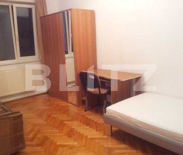 Apartament cu 2 camere, 43mp, decomandat, zona P-ta Mihai Viteazu - Photo 3