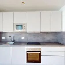 orea | Moderne 2-Zimmer Wohnung mit guter öffentlicher Anbindung | Smart besichtigen · Online anmieten - Foto 2