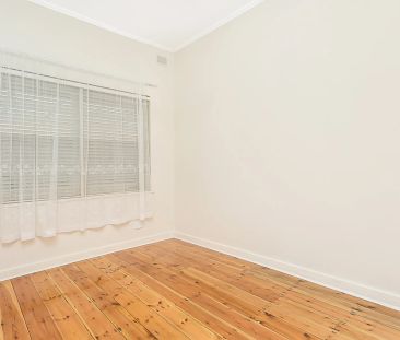 Well maintained four bedroom generous family living - Photo 5