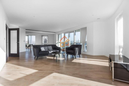 3 bedroom flat to rent - Photo 2