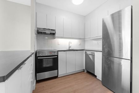 145 York St - Photo 2