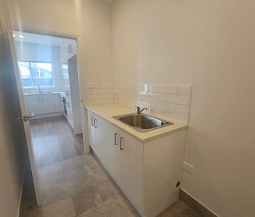 Contemporary Villa - Photo 1