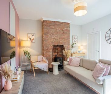 Balmoral Gardens - Photo 2