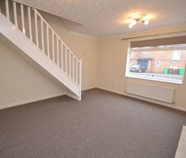 2 bed Semi-Detached House for Rent - Photo 4