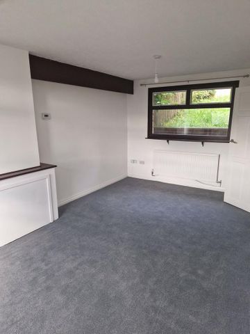 3 bedroom townhouse to rent - Photo 3