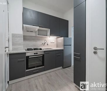 Pronájem bytu 2+1 41 m² - Photo 2