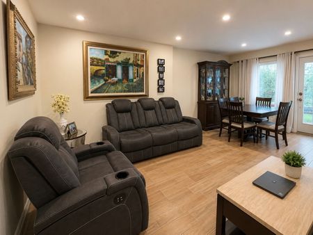 For Lease - 7 Fontainbleau Drive Unit# A, Toronto, Ontario - Photo 3