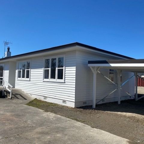 Huia Street, Camberley - Photo 1