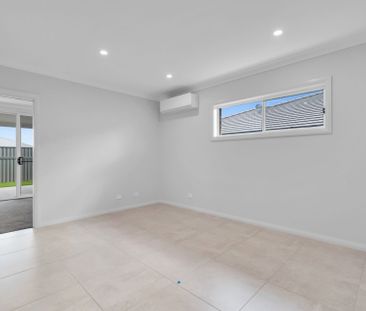 Brand new two-bedroom granny flat in Figtree Hill Estate - Photo 2