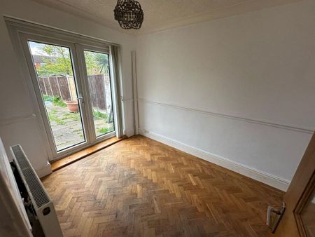 3 bedroom terraced house to rent - Photo 3