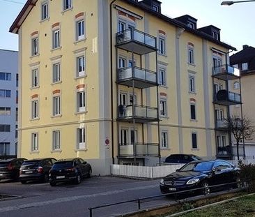Nähe Kantonsspital - renovierte Altbauwohnung - Photo 4