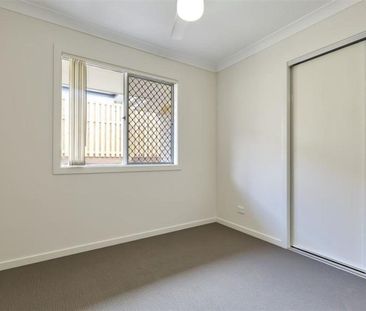 Perfect Large Family Home - Photo 2