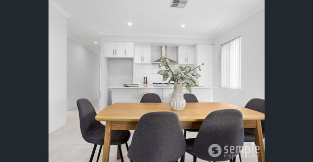 Brand new 4 x 2 home - Photo 1