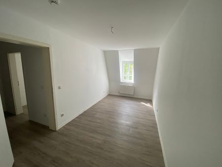 2-Raum-Wohnung in zentraler Lage zu vermieten - Photo 2