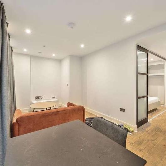 Uncle Colindale, Colindale, NW9 - Photo 1