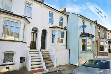 2 bedroom terraced house to rent - Photo 3