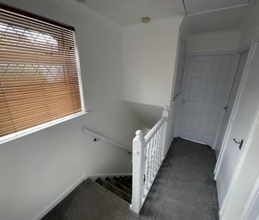 3 bedroom semi-detached house to rent - Photo 5