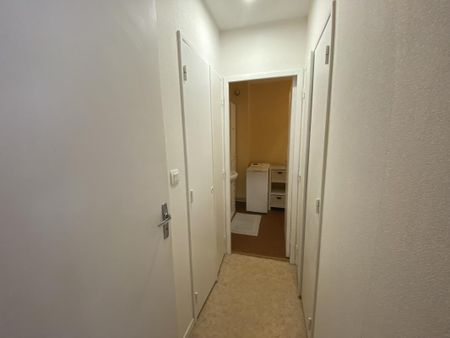 Location Appartement 2 pièces Meublé 43m² LE CREUSOT 71200 - Photo 2