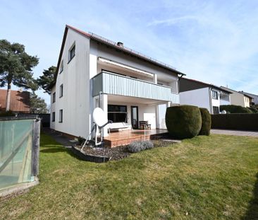 Einmalig für Gartenliebhaber! Schöne 3-Zi.-EG-Wohnung, ideal zu Zwe... - Foto 1