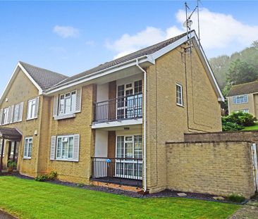 2 bed apartment to rent in The Glade, Scarborough, YO11 - Photo 6