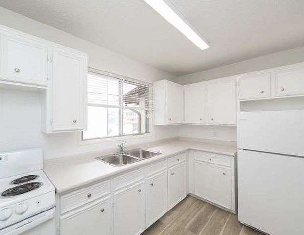 Bowness 4347 Apartments | 4347 73 Street NW, Calgary - Photo 1