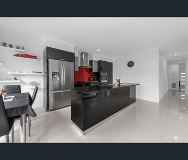 12 Egerton Street, Officer, Vic 3809 - Photo 1