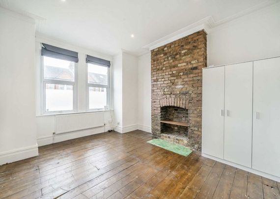 Southcroft Road, SW16 6QT, London - Photo 1