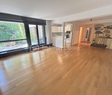 Appartement de 111,39 m² à Creteil - Photo 2