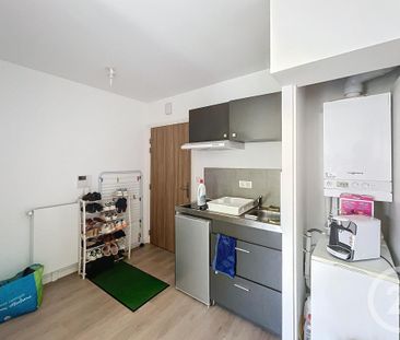Location Appartement 2 pièces 38m² LA NEUVILLETTE 51100 - Photo 6