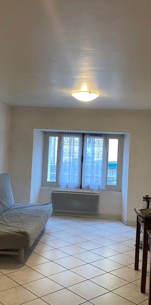 Location Appartement 2 pièces 51m² MONTMELIAN 73800 - Photo 1