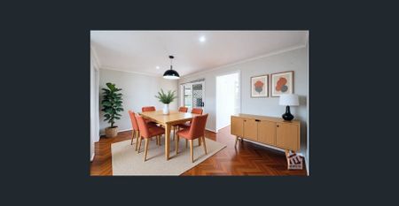 INVITING FAMILY HOME! - Photo 2