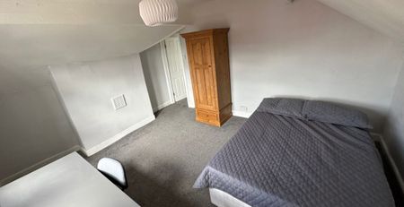 St Michaels Road, Headingley, Leeds, LS6 3AW - Photo 5