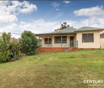 Spacious Family Home - Photo 6